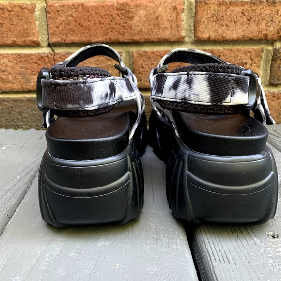 Yoki Platform Sandals Black White Tie Dye Size 39 US 8.5 - Picture 3 of 8